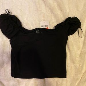 Forever 21 Black Crop top S
